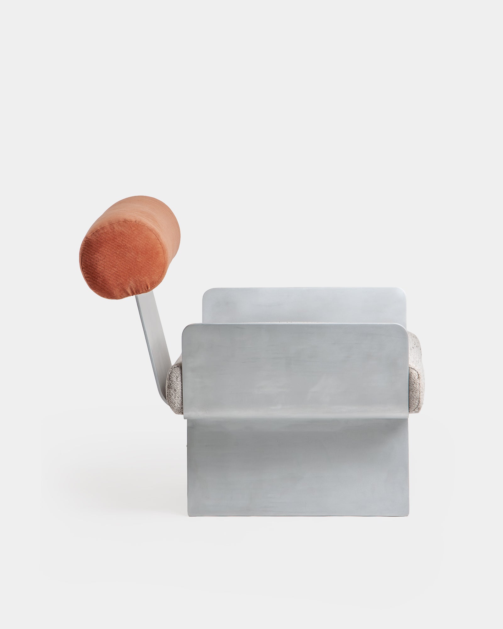 Fold Lounge Chair