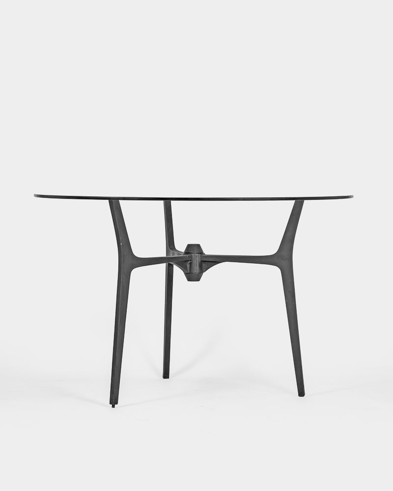 Makoda Dining Table Round 3 Legs