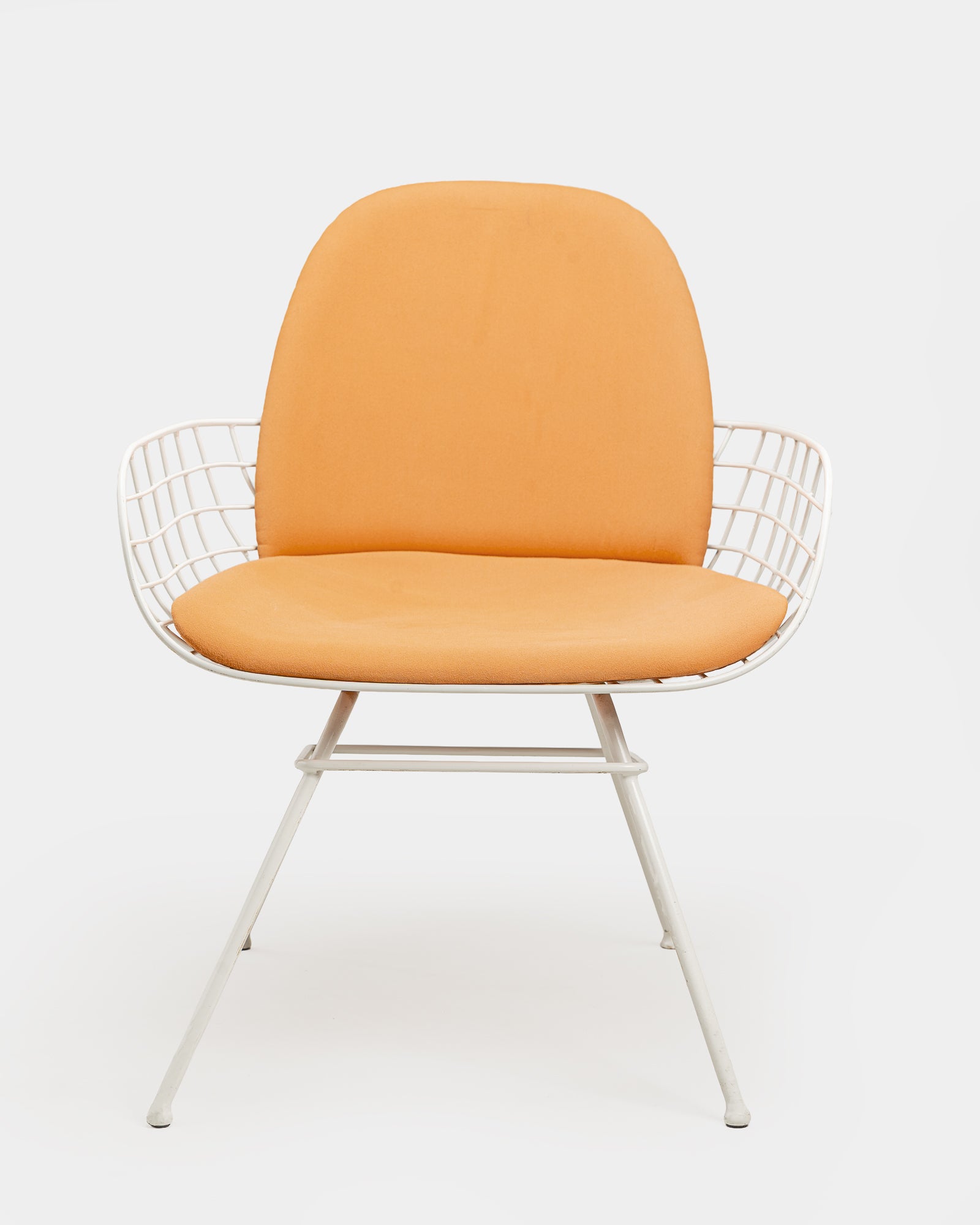 Rib Lounge Chair