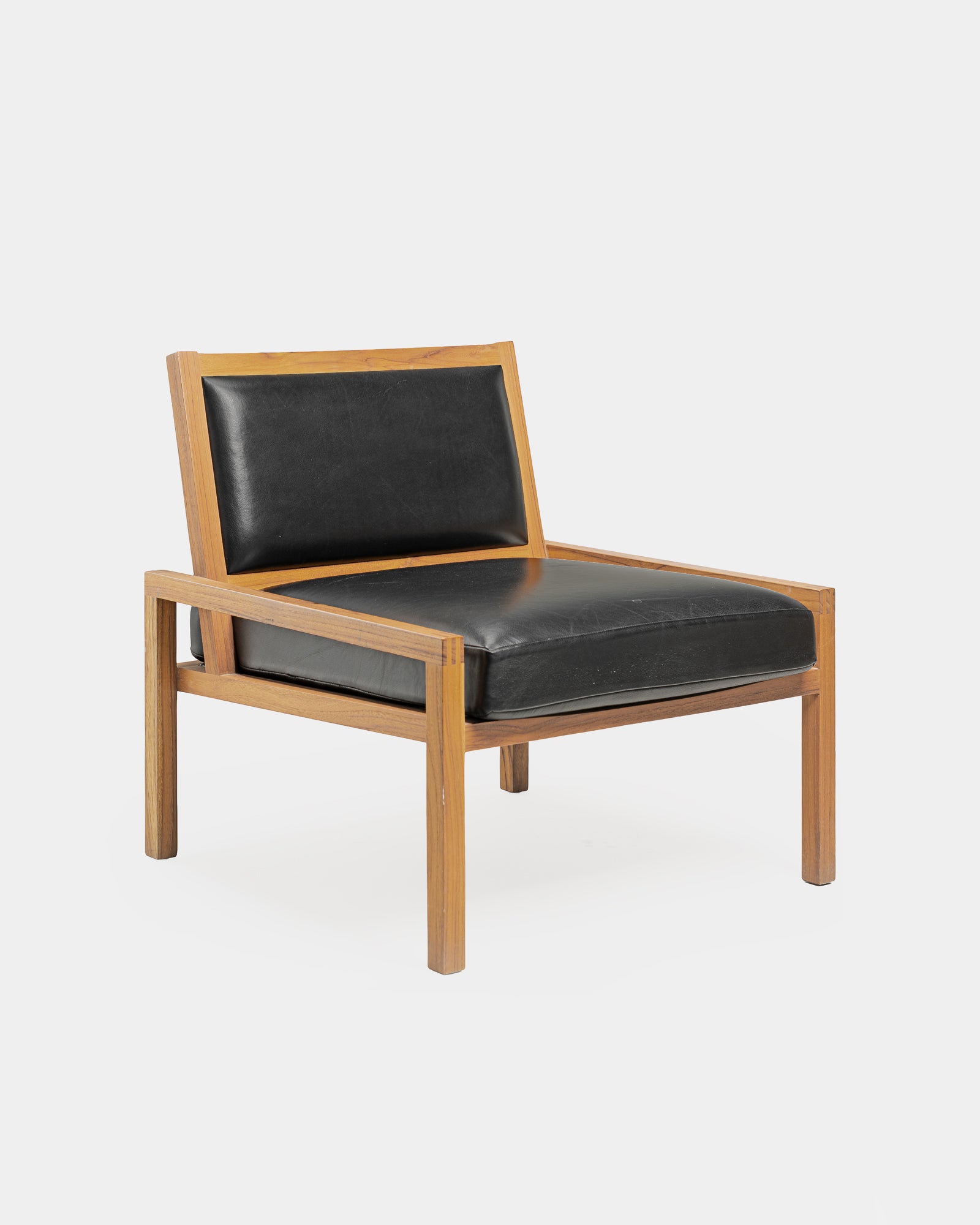 Square Easy Chair