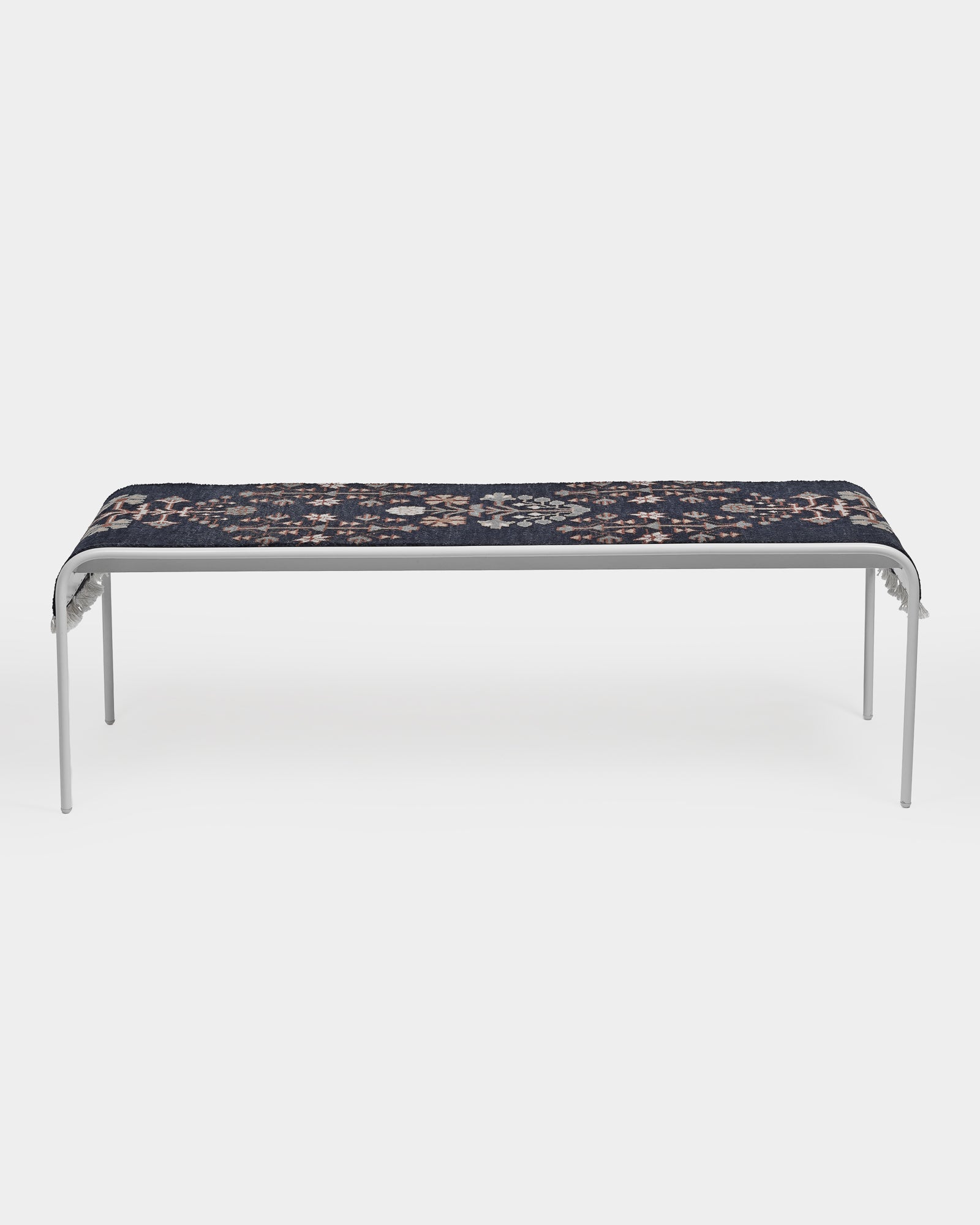 Yasmine Bench
