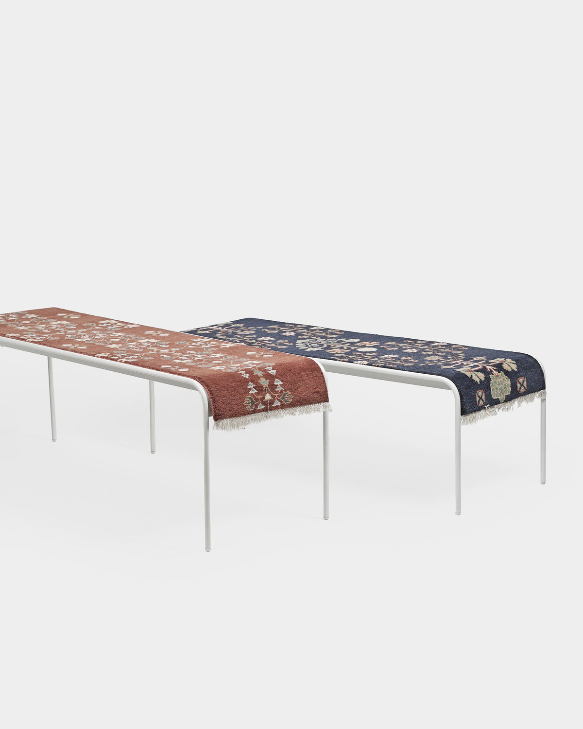 Yasmine Bench